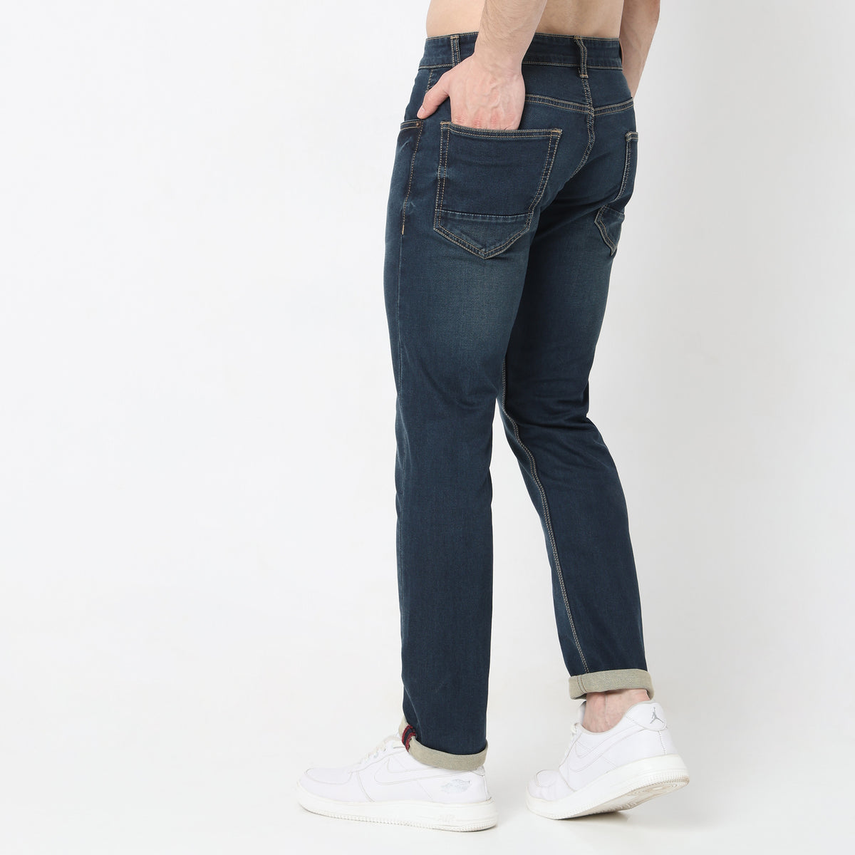 Straight Fit Solid Mid Rise Jeans