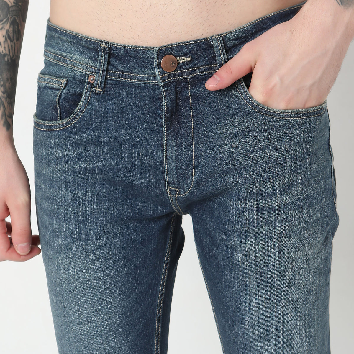 Slim Fit Solid Mid Rise Jeans