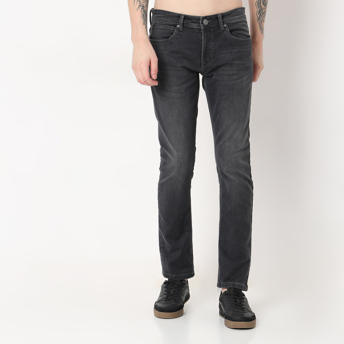 Straight Fit Solid Mid Rise Jeans