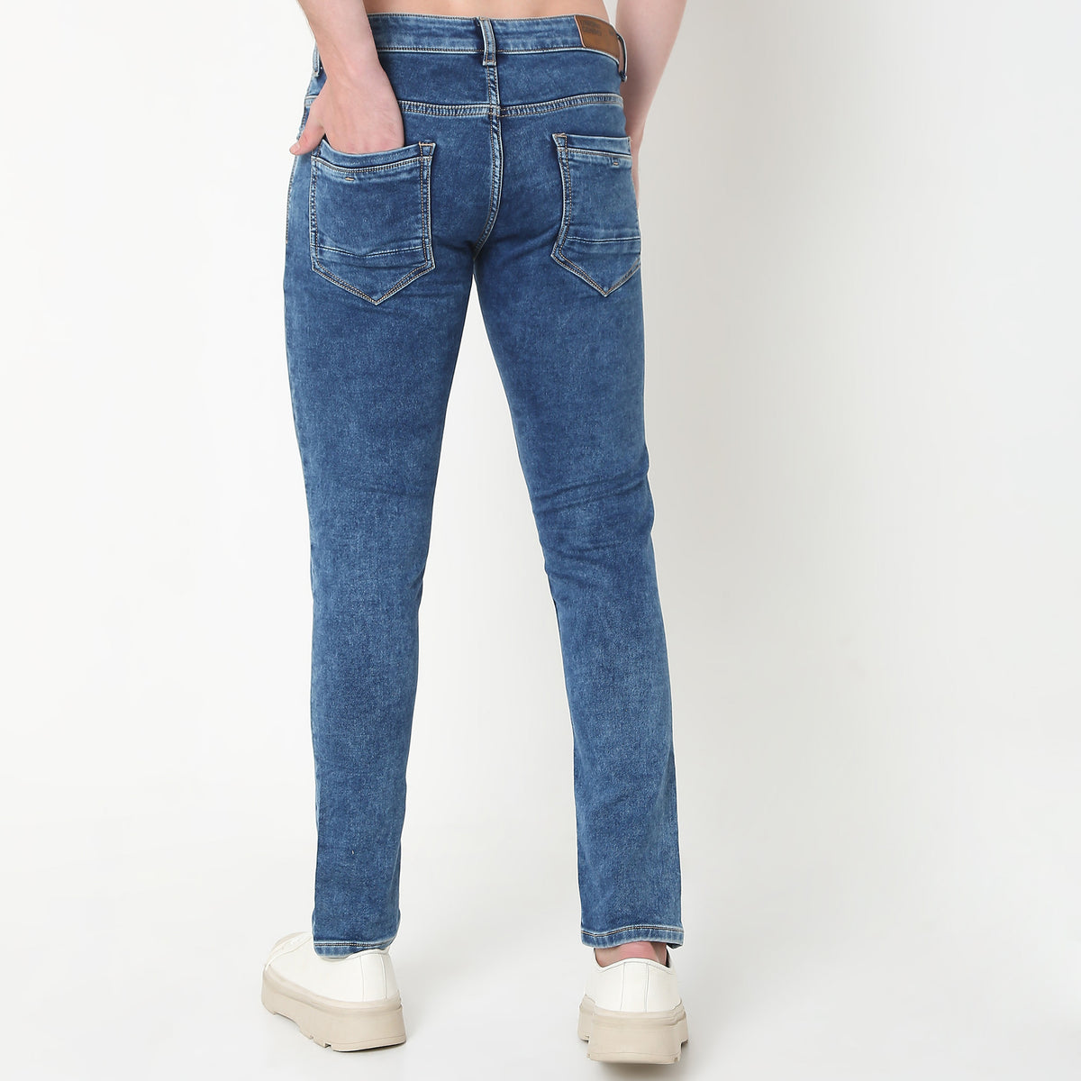 Straight Fit Solid Mid Rise Jeans