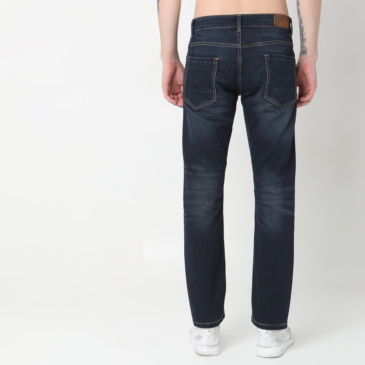 Straight Fit Solid Mid Rise Jeans