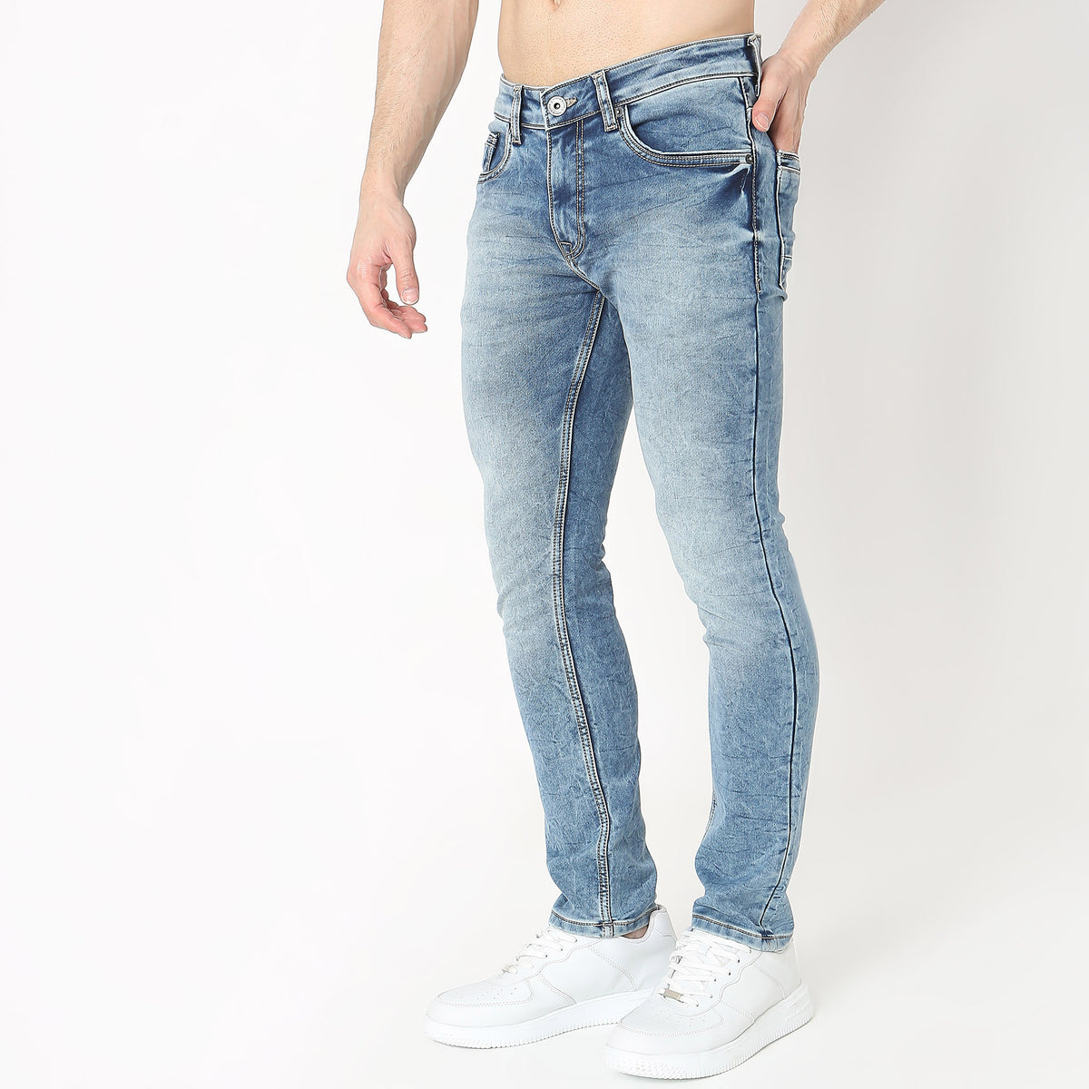 Slim Fit Solid Mid Rise Jeans