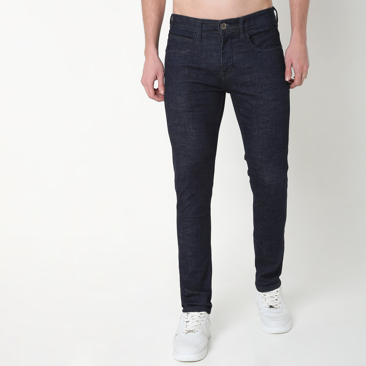 Slim Fit Solid Mid Rise Jeans