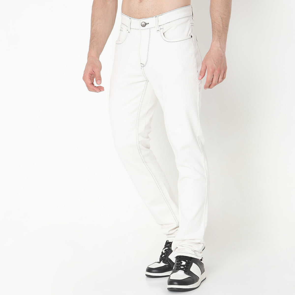 Slim Fit Solid Mid Rise Jeans