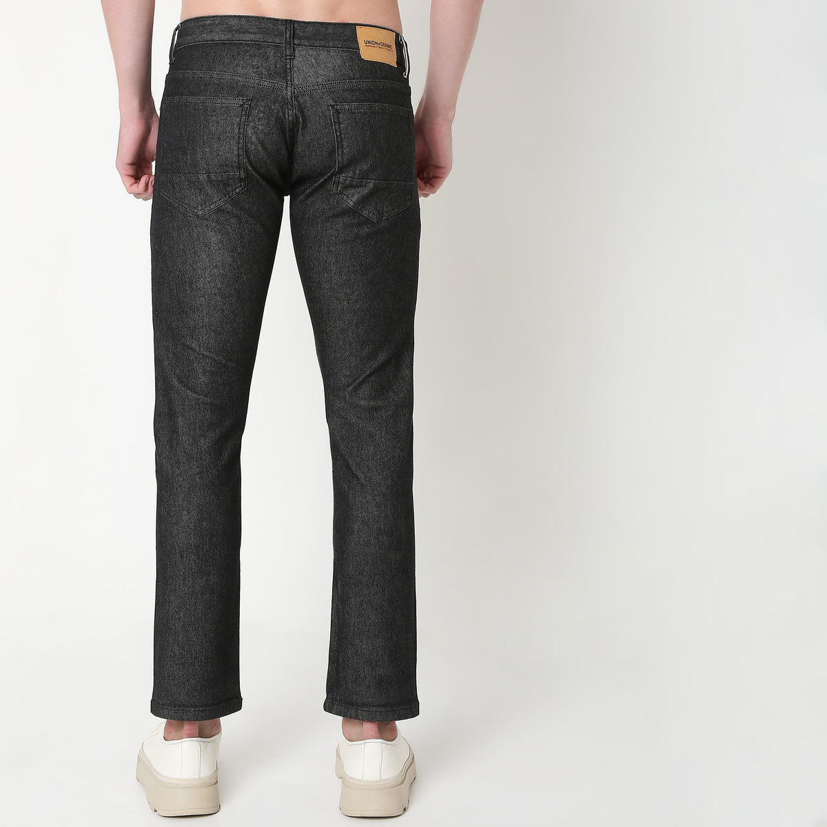 Straight Fit Solid Mid Rise Jeans