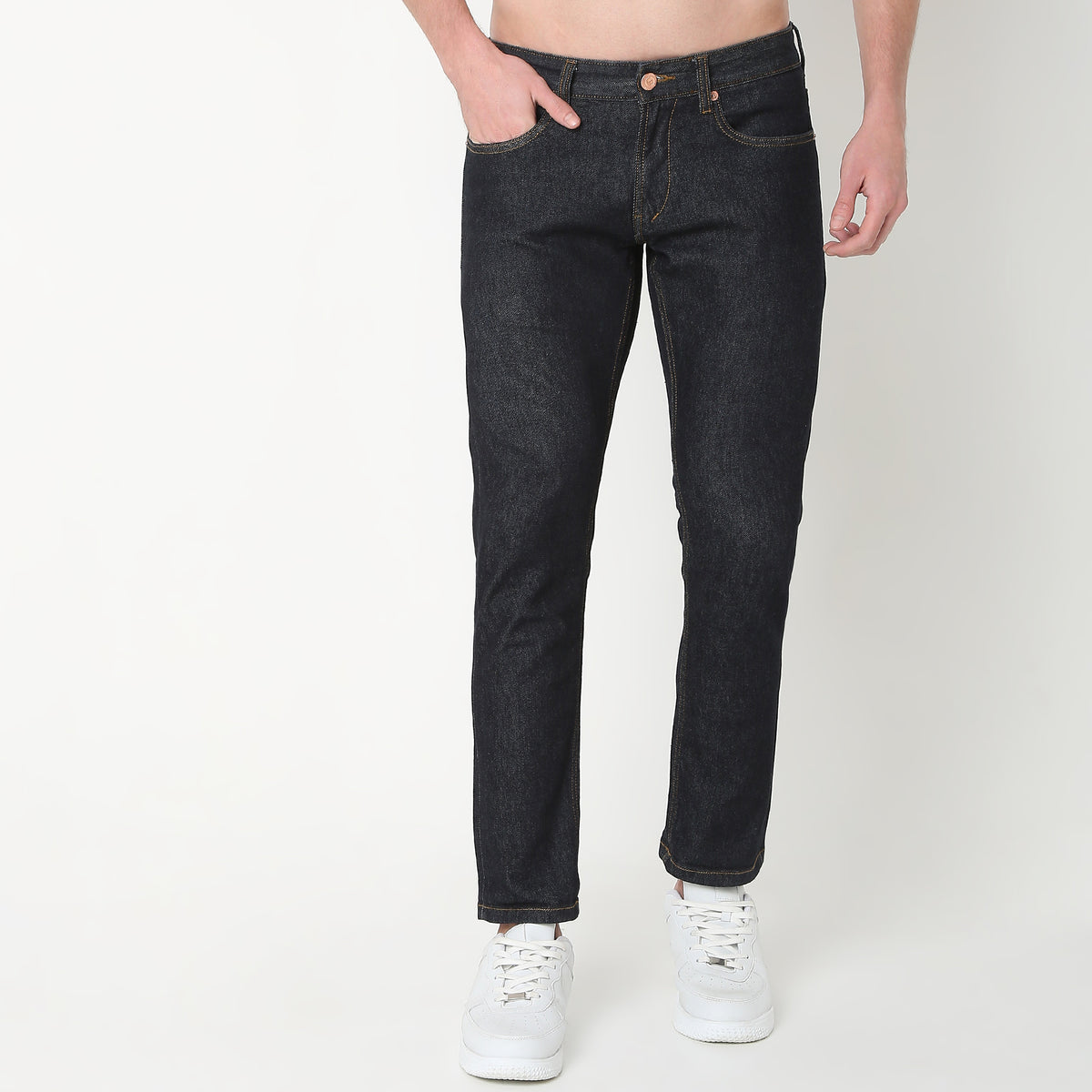 Straight Fit Solid Mid Rise Jeans