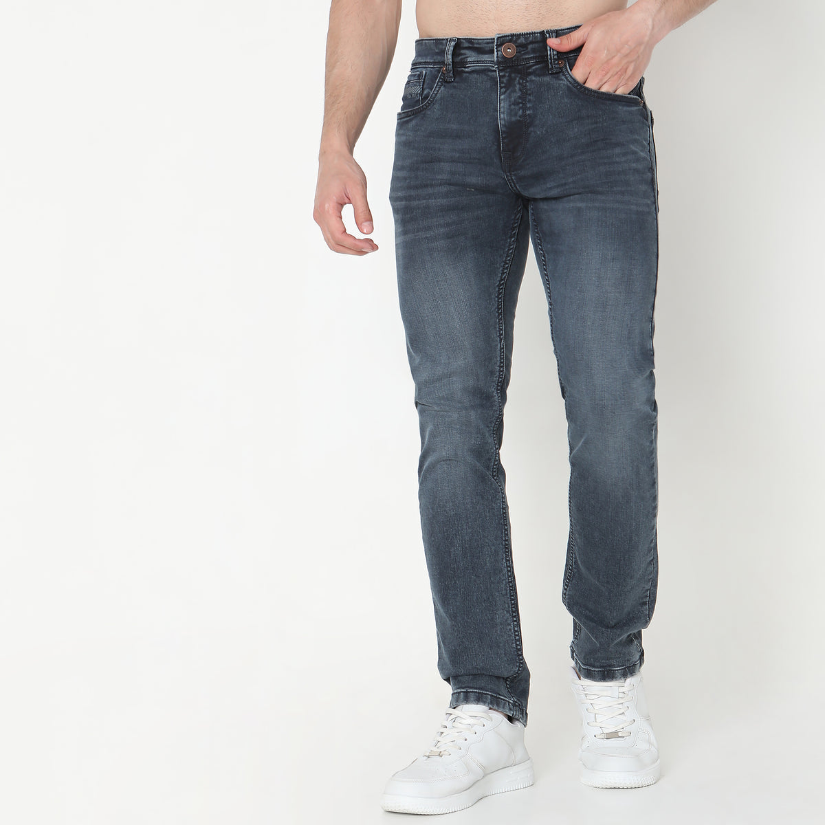 Straight Fit Solid Mid Rise Jeans