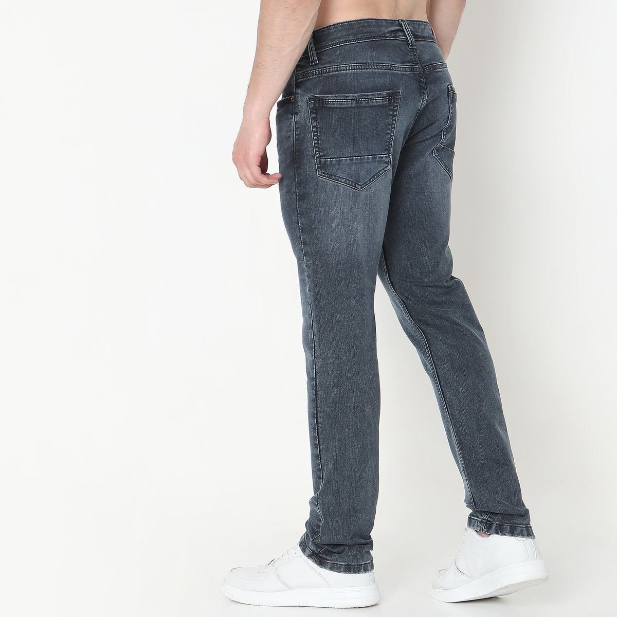 Straight Fit Solid Mid Rise Jeans