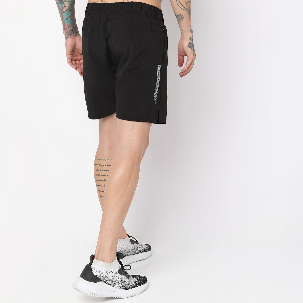 Regular Fit Solid Mid Rise Shorts