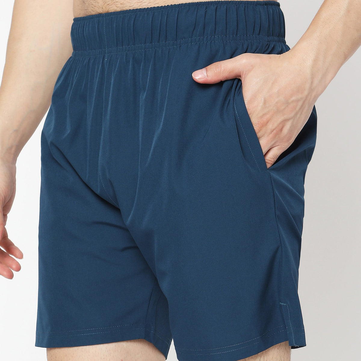 Regular Fit Solid Mid Rise Shorts