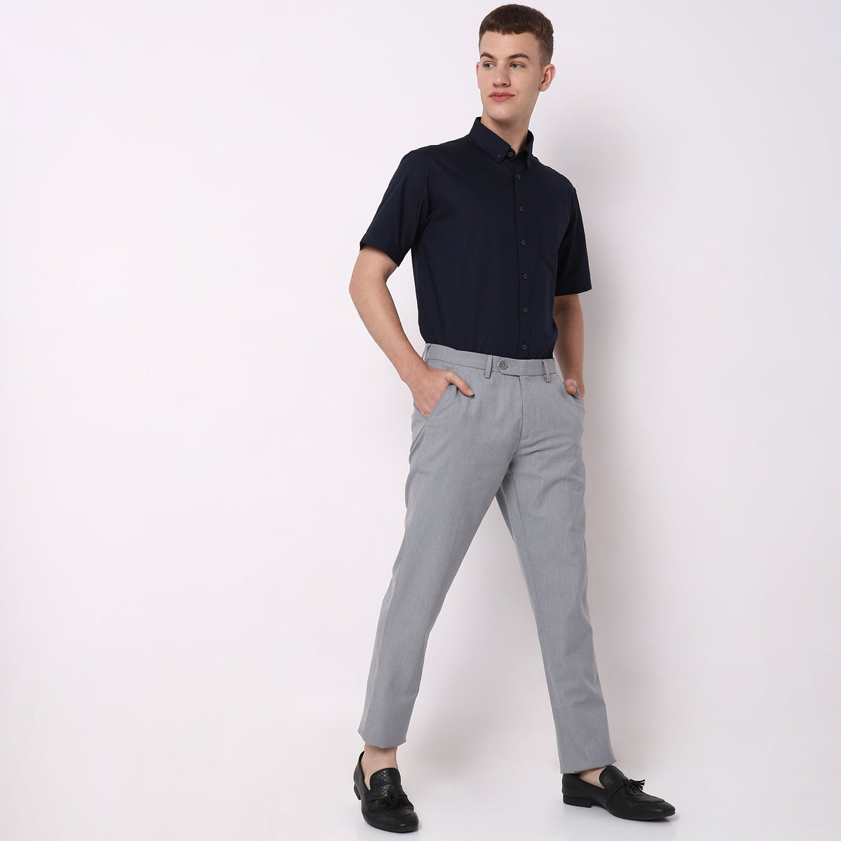 Men Wearing Regular Fit Solid Shirt