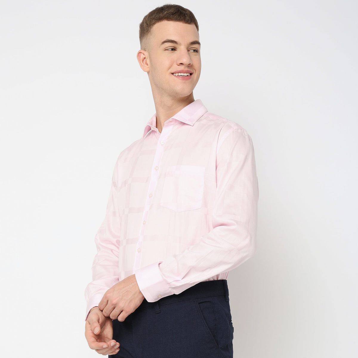 Men Wearing Regular Fit Solid Shirt