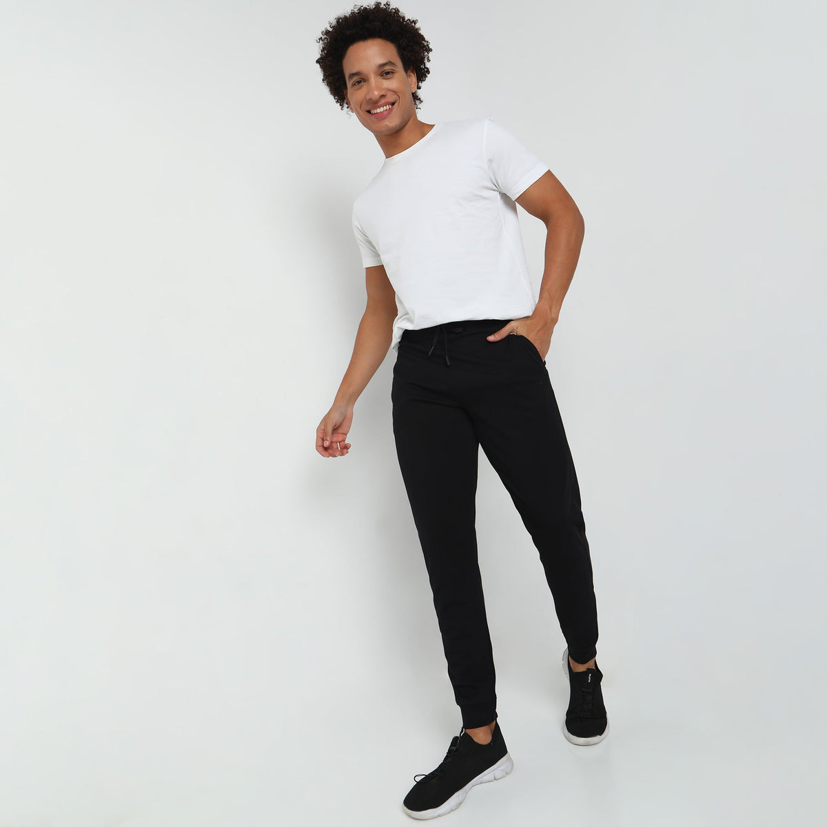 Regular Fit Solid Mid Rise Trackpants