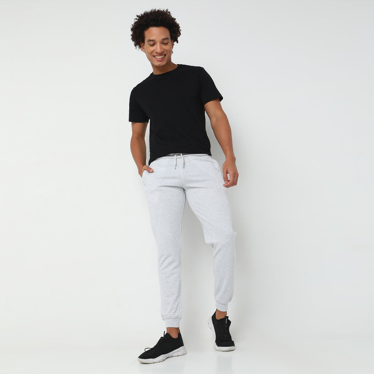 Regular Fit Solid Mid Rise Trackpants