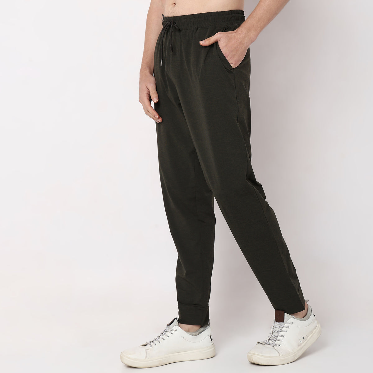 Regular Fit Solid Mid Rise Trackpants