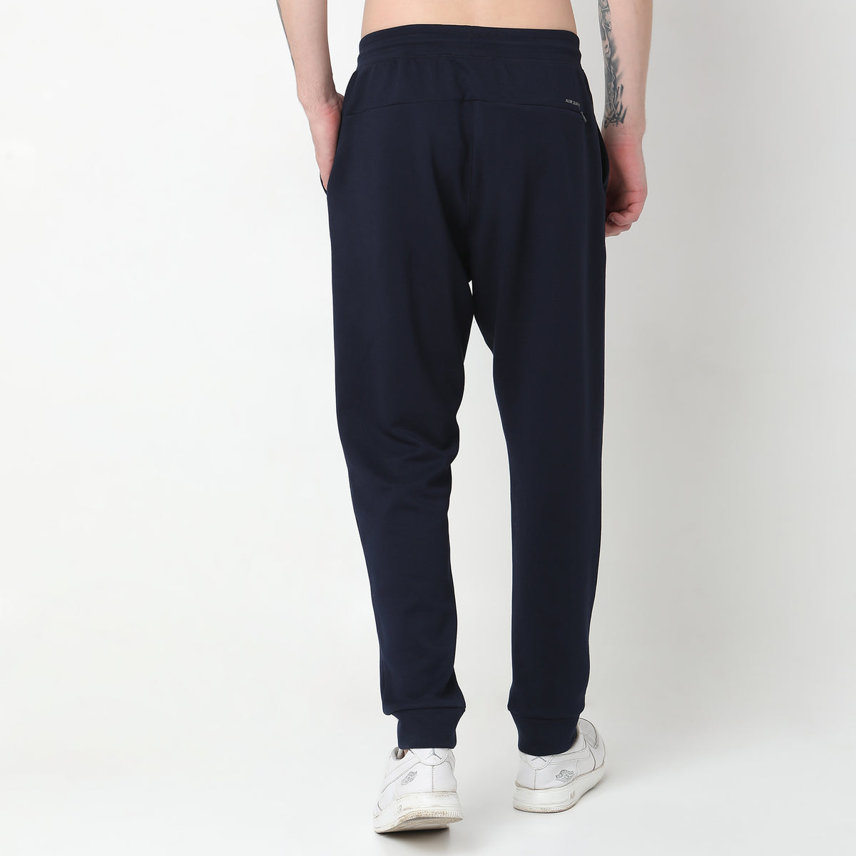 Regular Fit Solid Mid Rise Trackpants