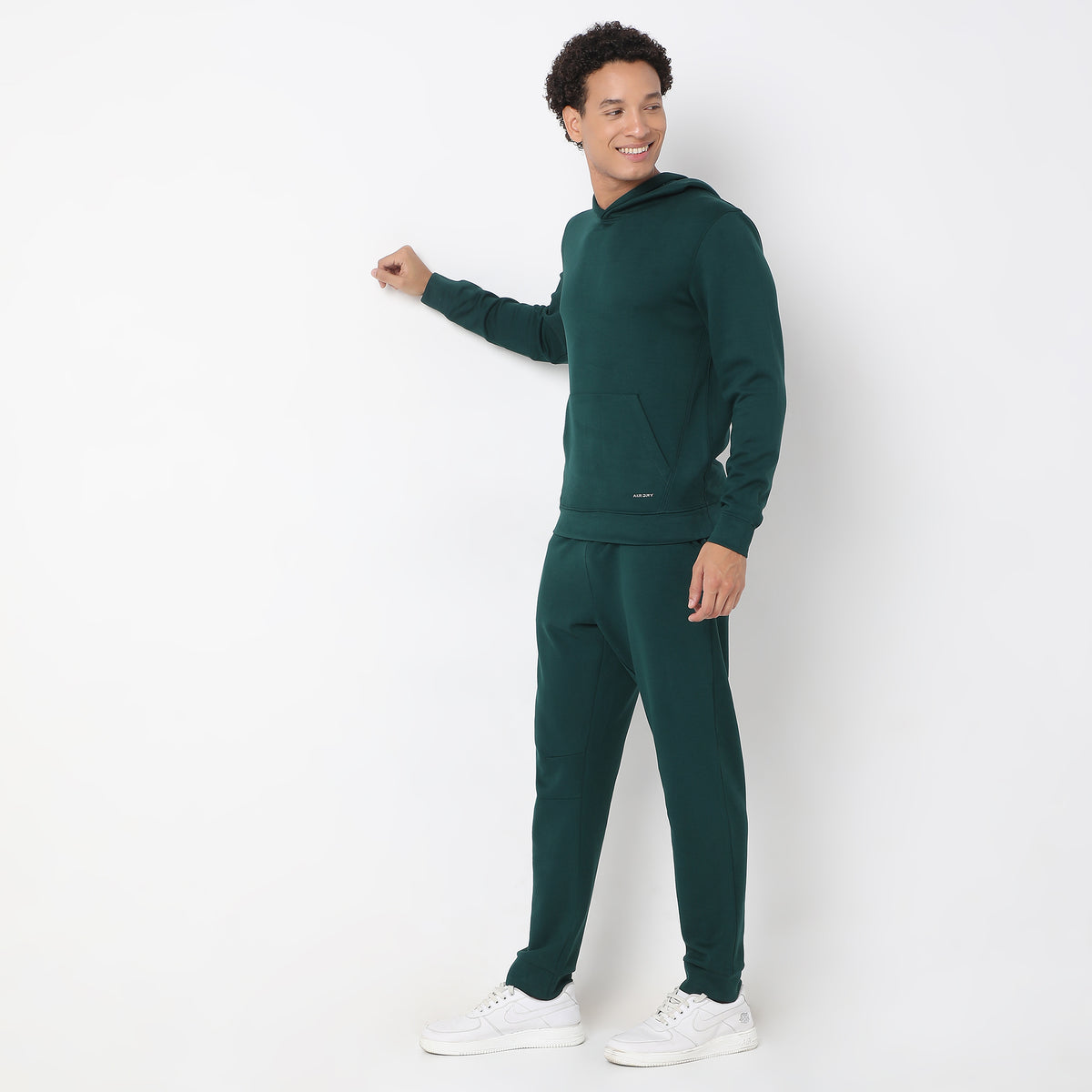 Regular Fit Solid Mid Rise Trackpants