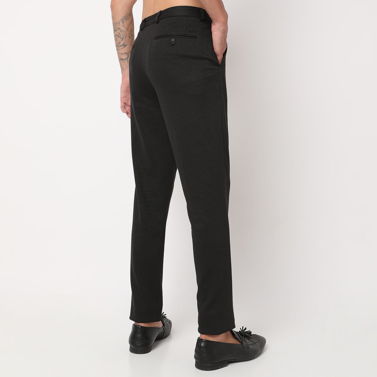 Regular Fit Solid Mid Rise Trousers