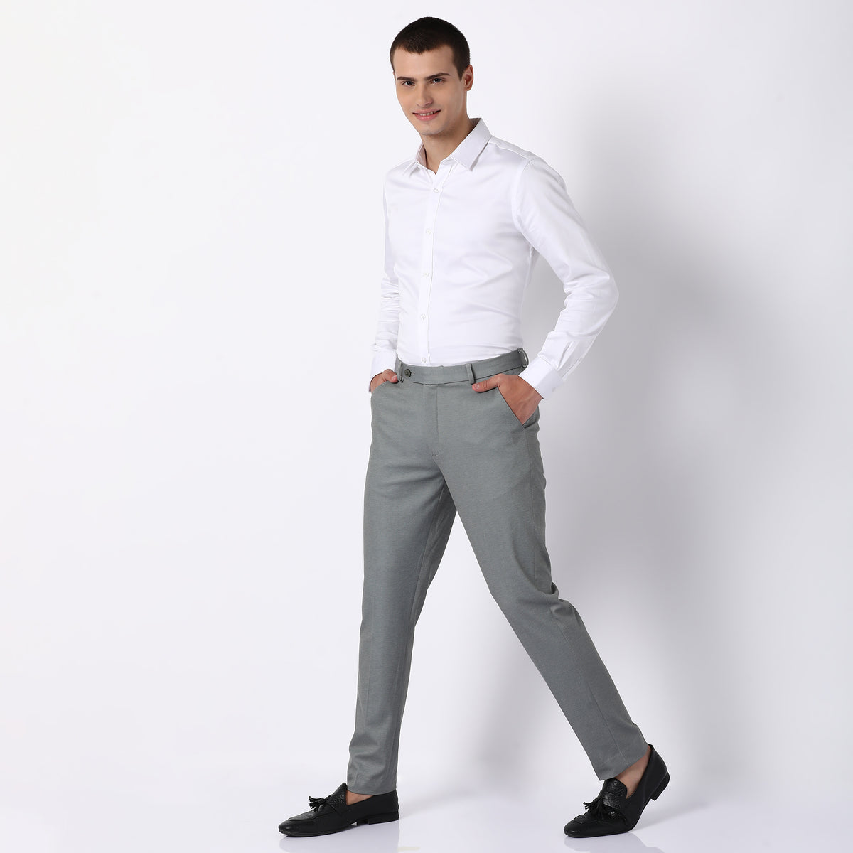 Regular Fit Solid Mid Rise Trousers