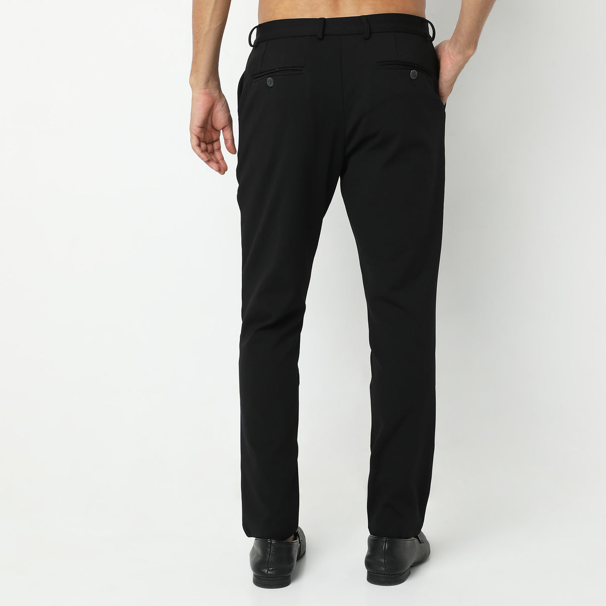 Regular Fit Solid Mid Rise Trousers