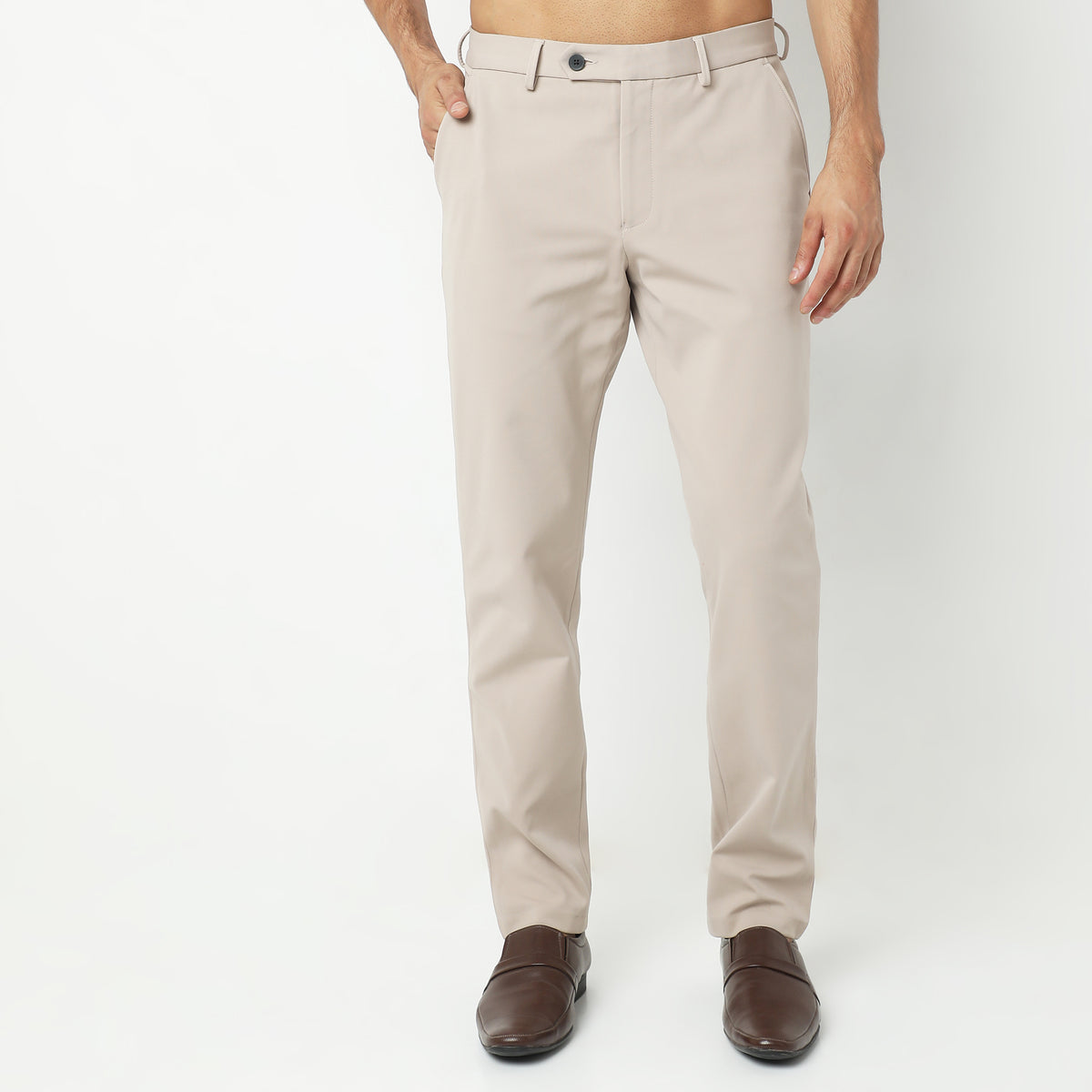 Regular Fit Solid Mid Rise Trousers