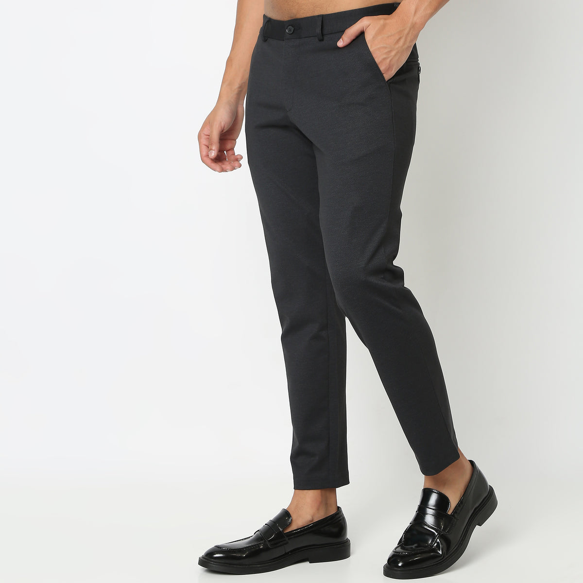 Regular Fit Solid Mid Rise Trousers