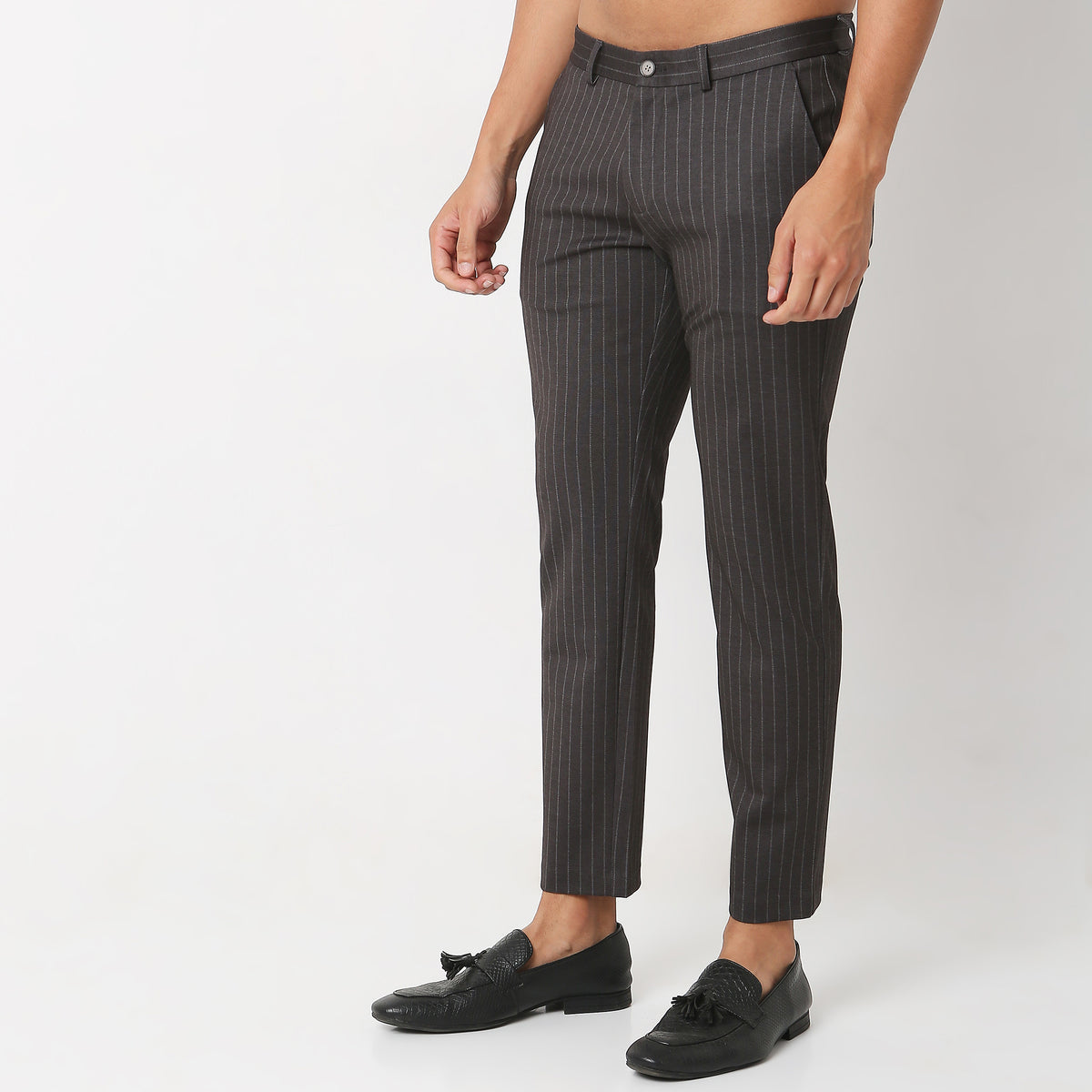 Regular Fit Solid Mid Rise Trousers