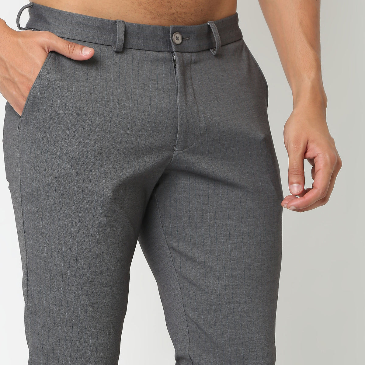 Regular Fit Solid Mid Rise Trousers