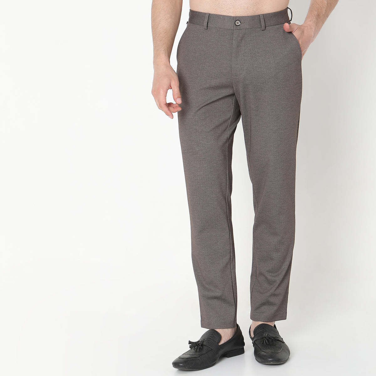 Regular Fit Solid Mid Rise Trousers