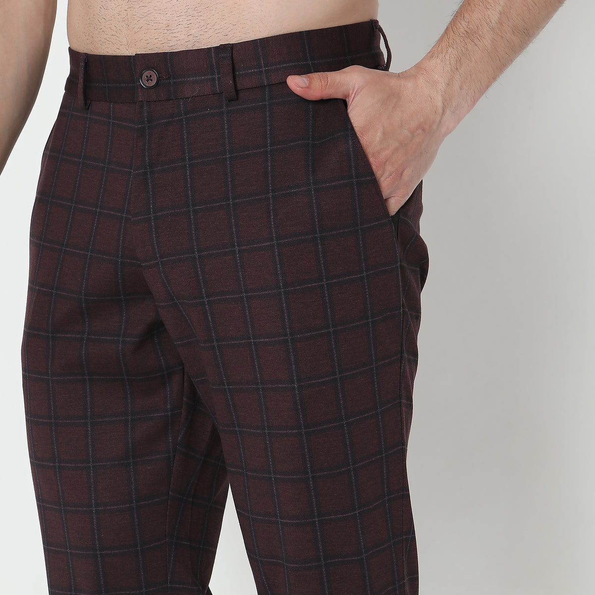 Regular Fit Solid Mid Rise Trousers