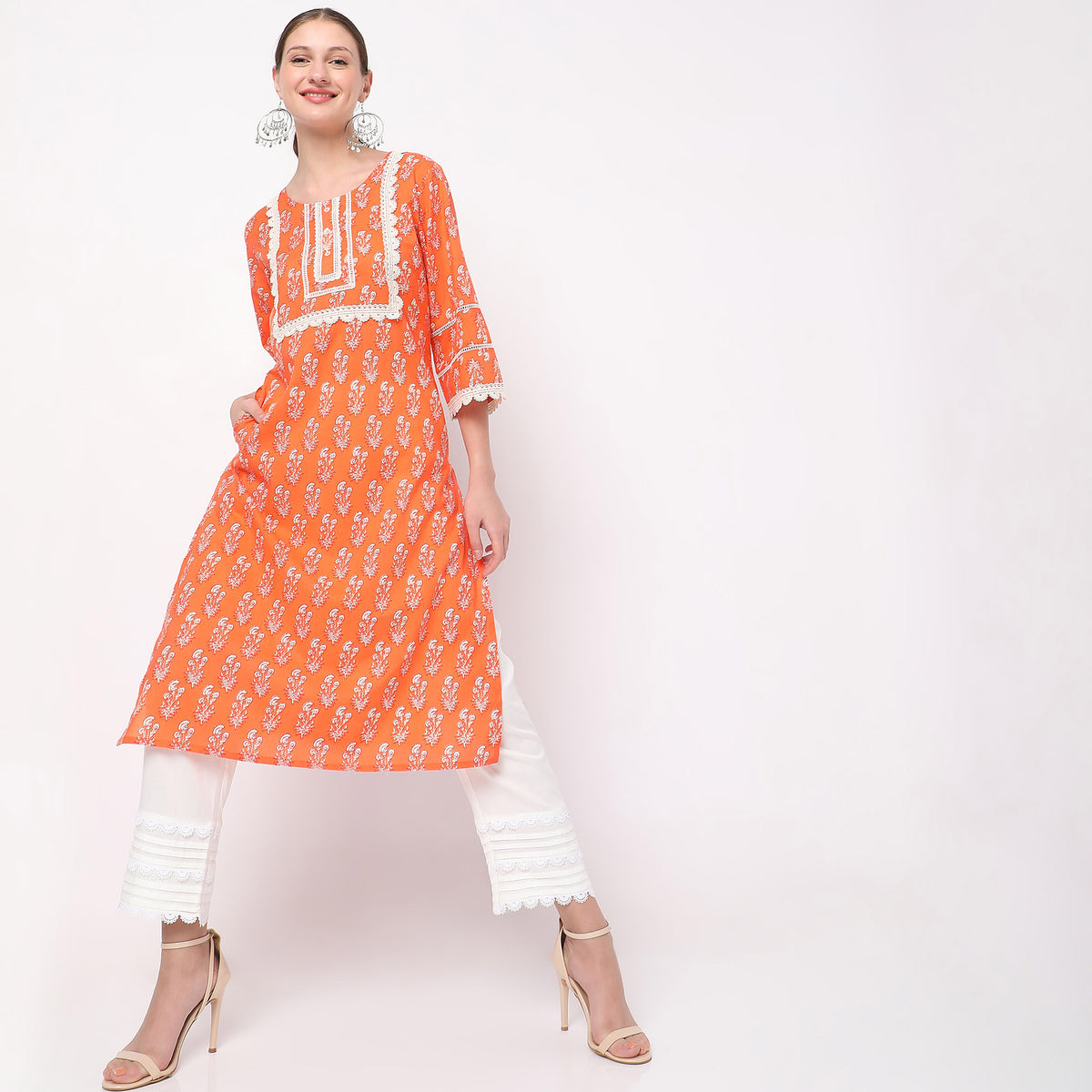 Straight Fit Printed Kurta