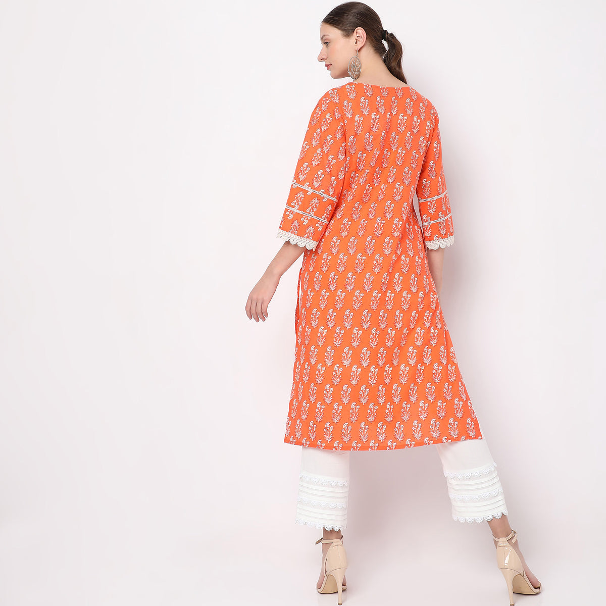 Straight Fit Printed Kurta