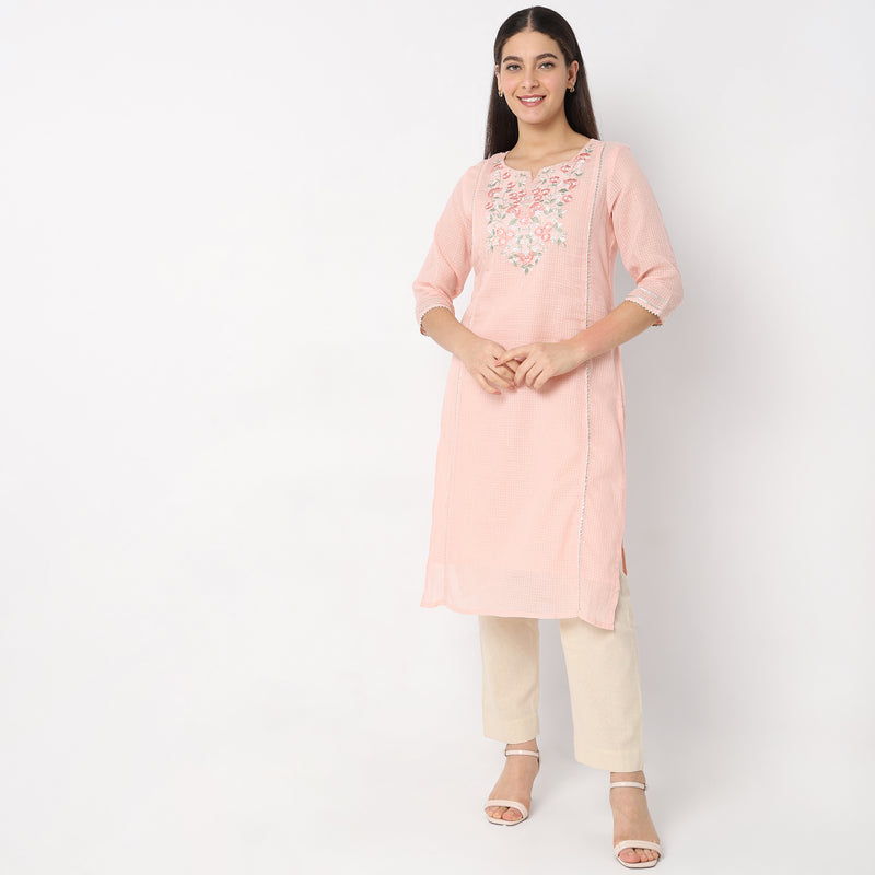 Straight Fit Embroidered Kurta