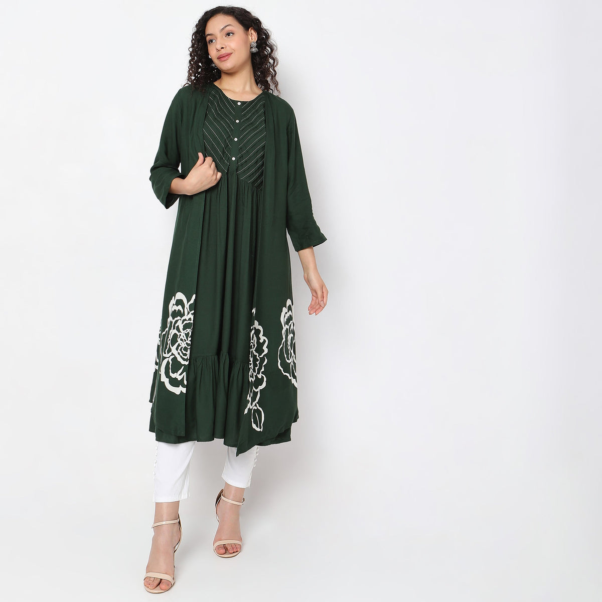 Women Wearing Flare Fit Printed Kurta