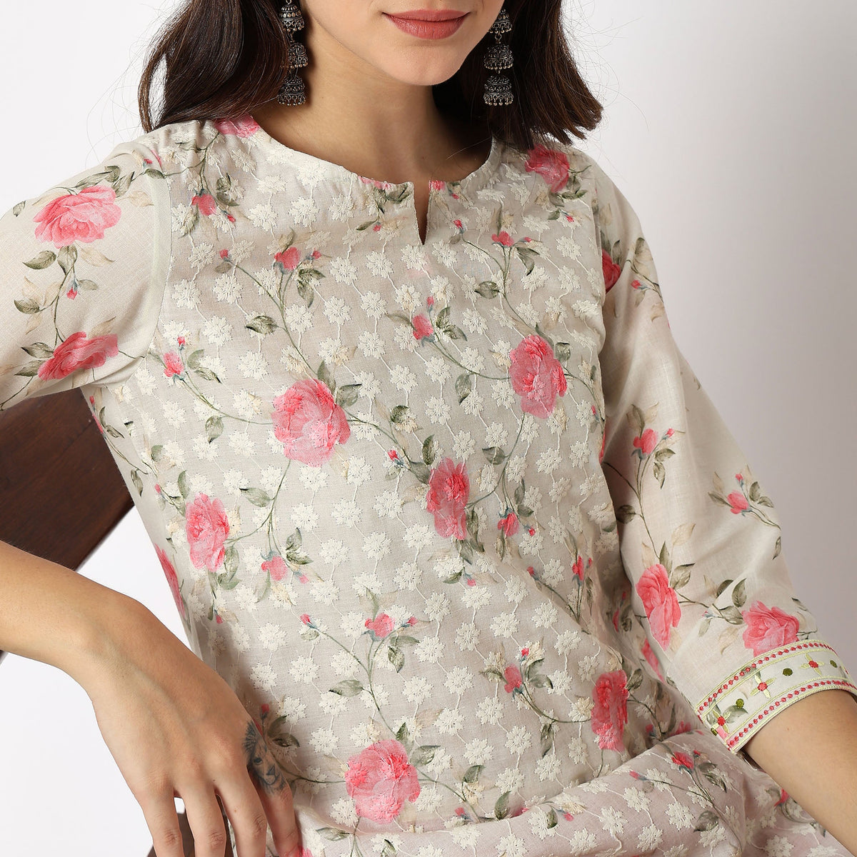 Women Wearing Straight Fit Printed Kurta