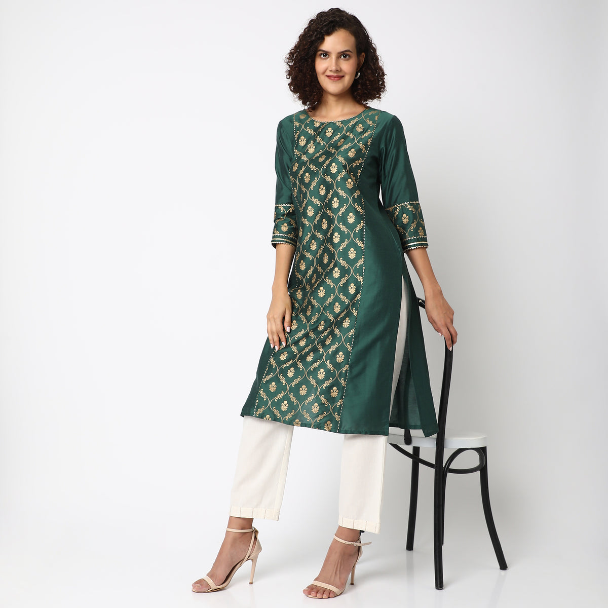 Straight Fit Printed Kurta