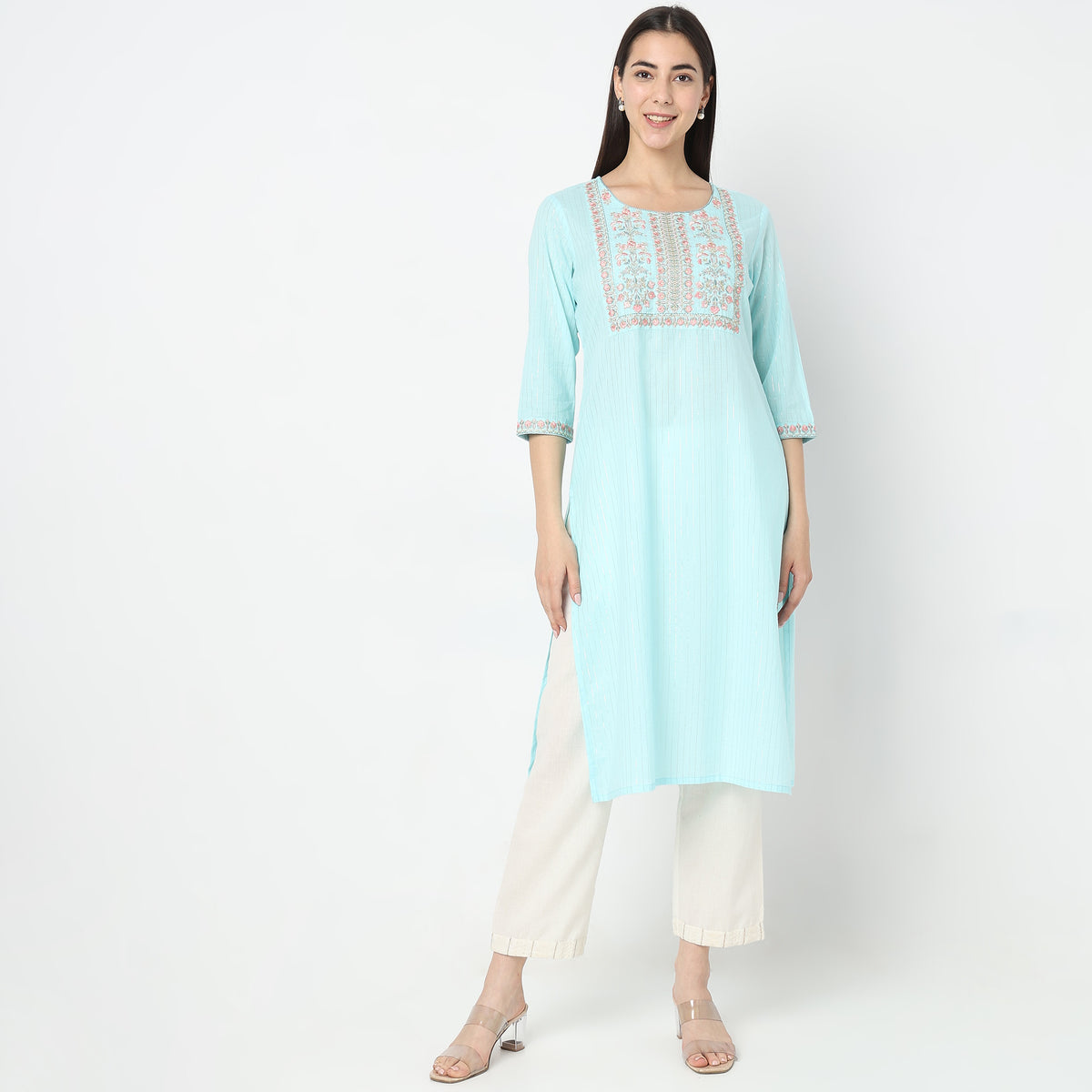 Straight Fit Embroidered Kurta