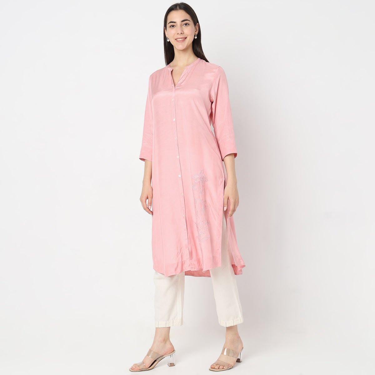 Straight Fit Embroidered Kurta