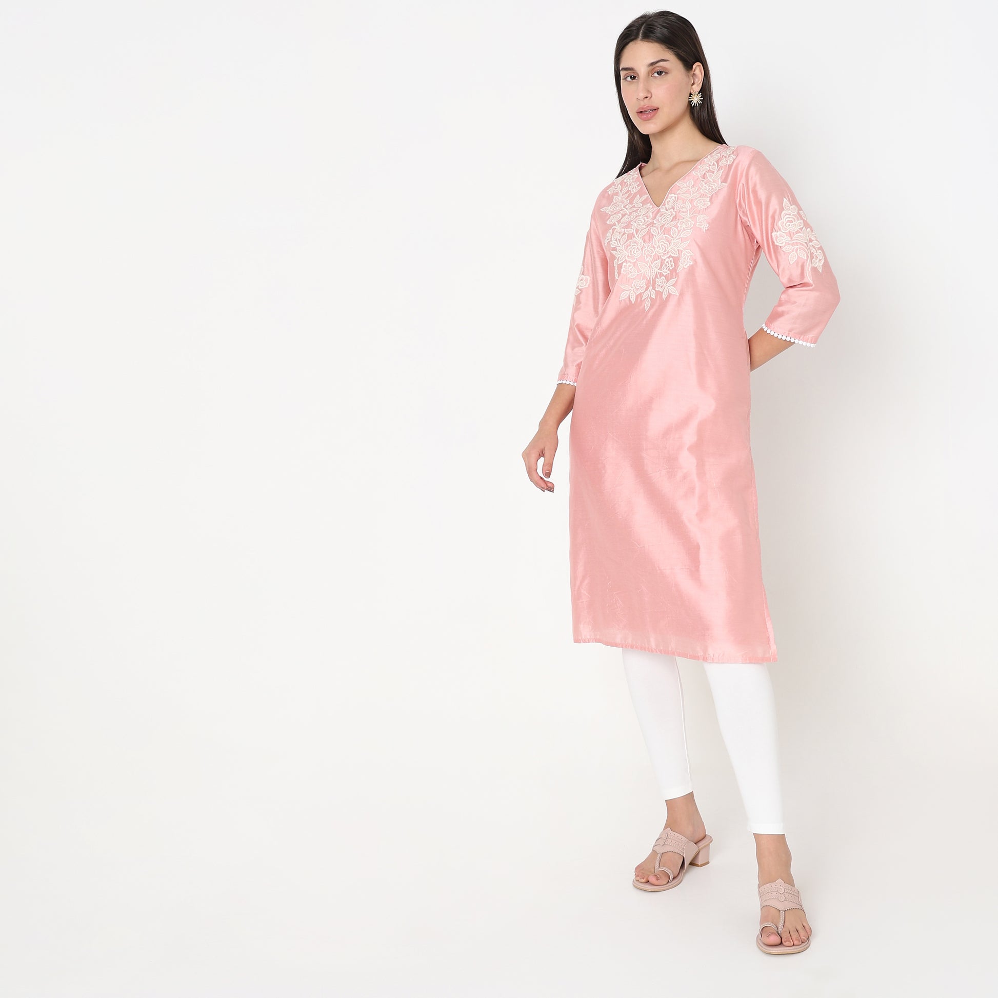 Straight Fit Embroidered Kurta