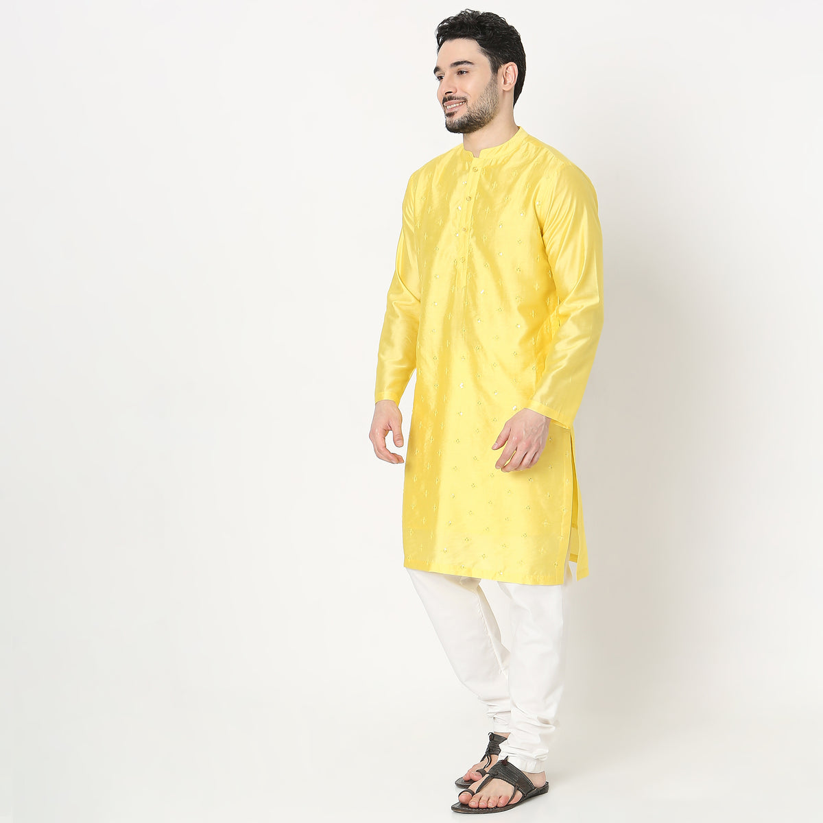 Regular Fit Embellished Kurta