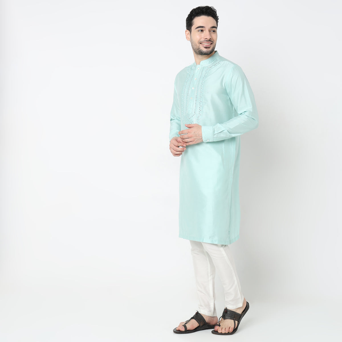 Regular Fit Embellished Kurta