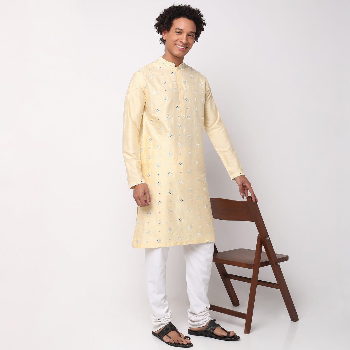 Regular Fit Embellished Kurta