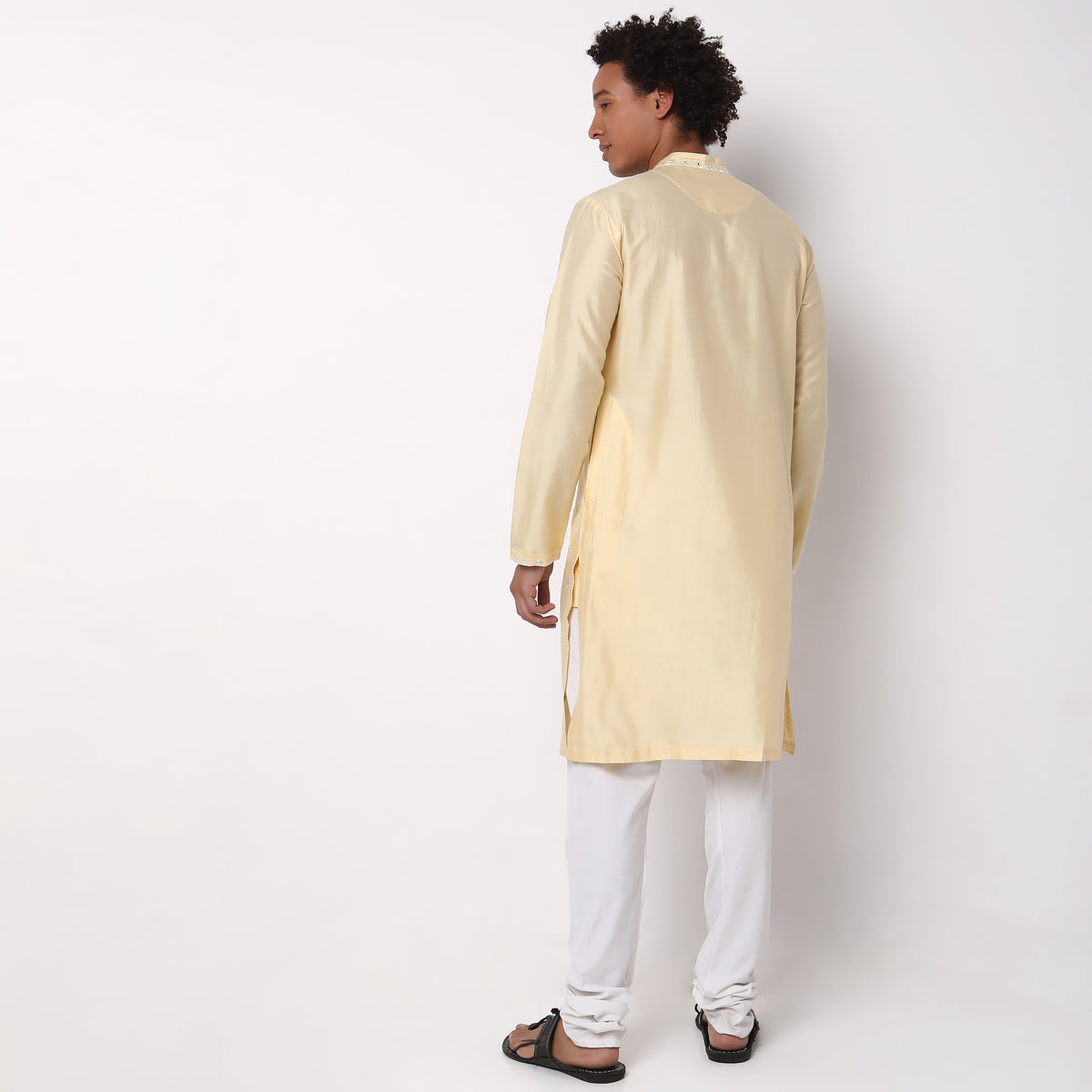 Regular Fit Embellished Kurta