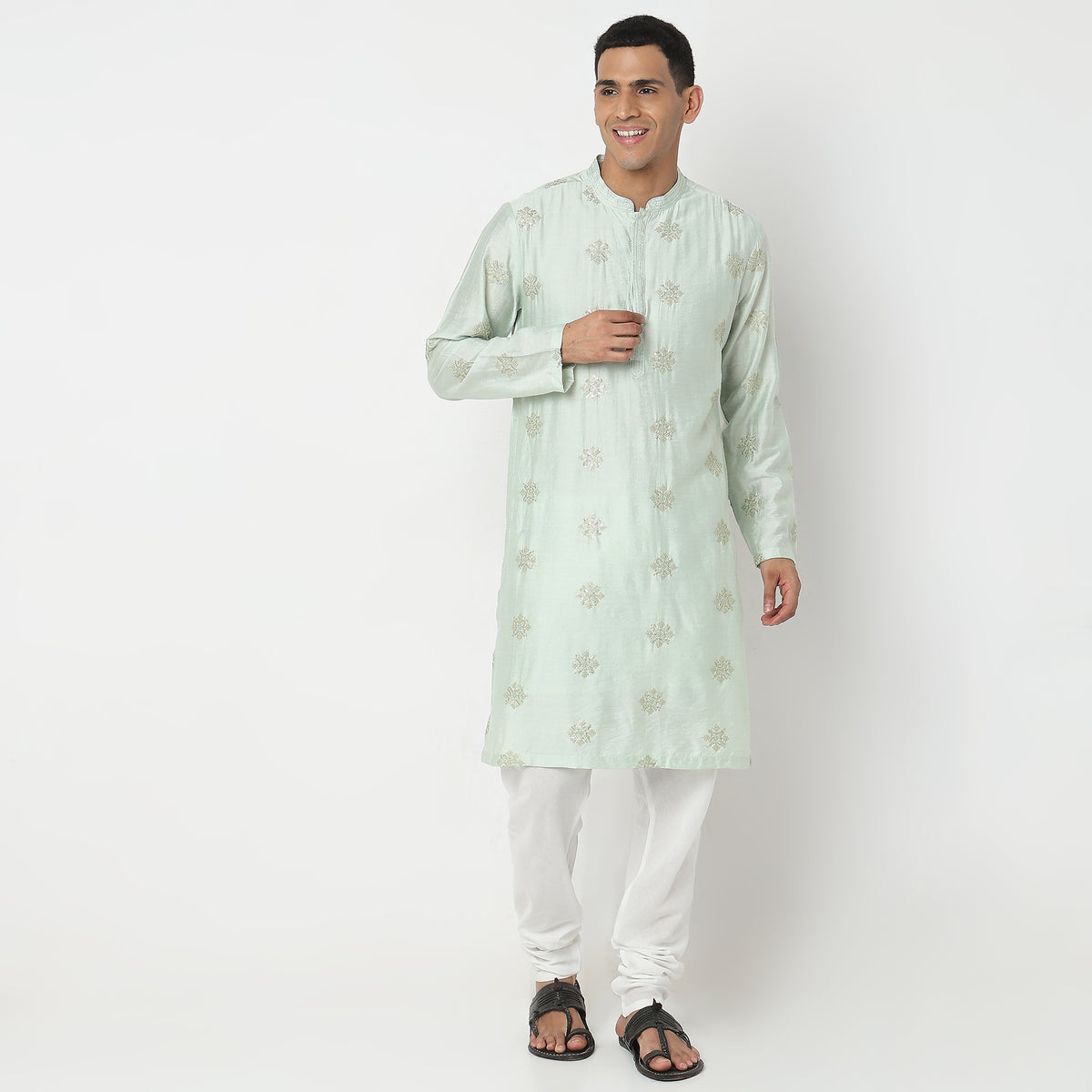 Regular Fit Embellished Kurta