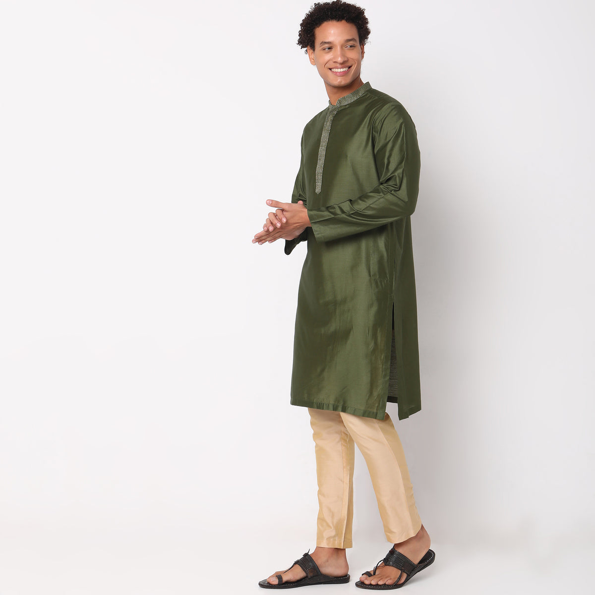 Regular Fit Solid Kurta