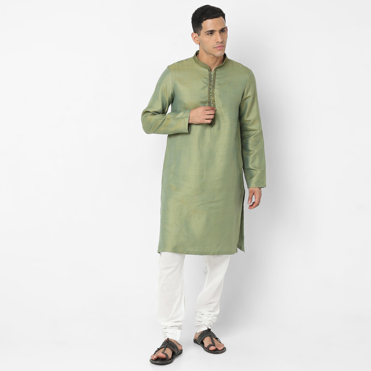 Regular Fit Solid Kurta