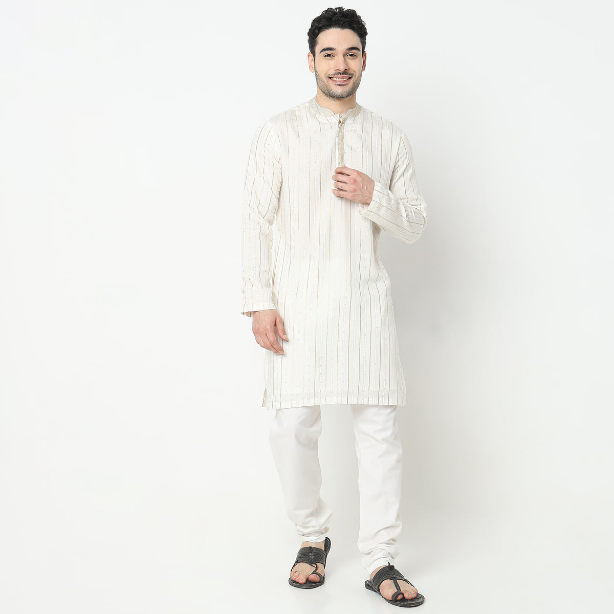 Regular Fit Embellished Kurta