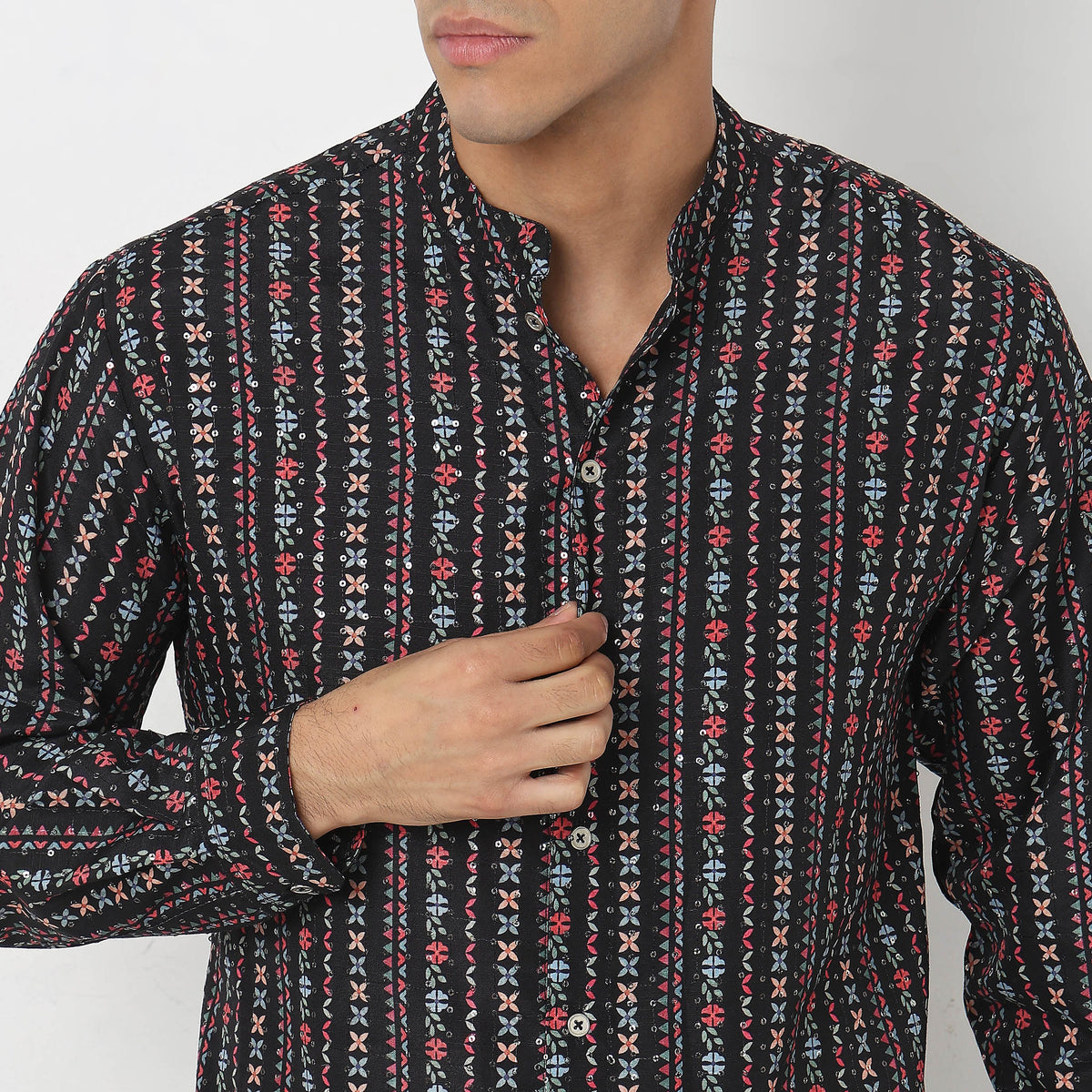 Regular Fit Embellished Kurta