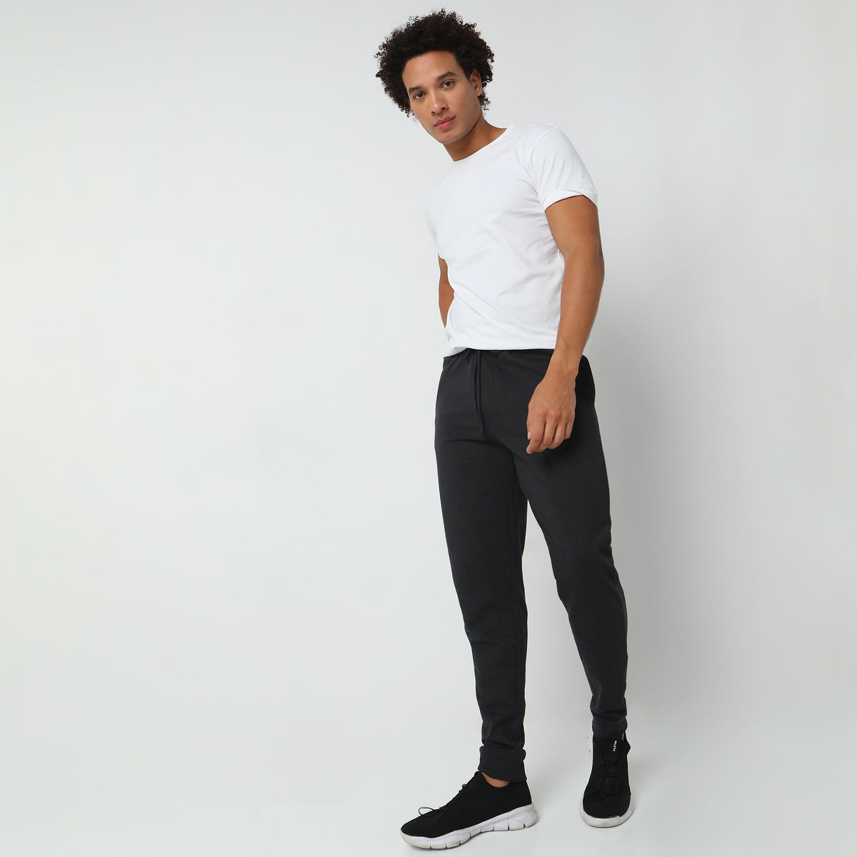 Regular Fit Solid Mid Rise Joggers