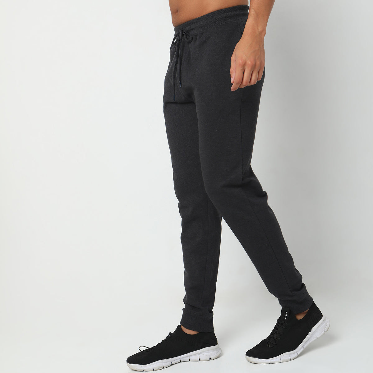 Regular Fit Solid Mid Rise Joggers